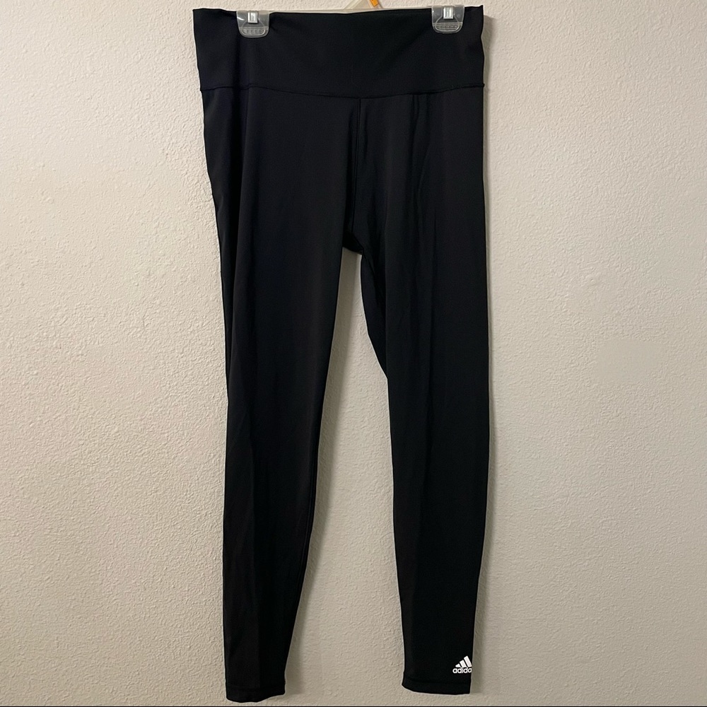 Black leggings